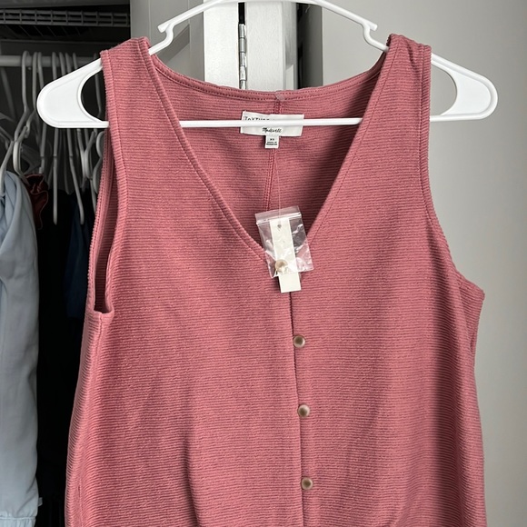 Madewell Pink V-Neck Button Up Tank Top, NWT - Picture 3 of 6